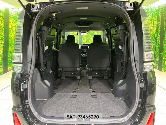 Toyota VOXY 2017-10 8662273-10