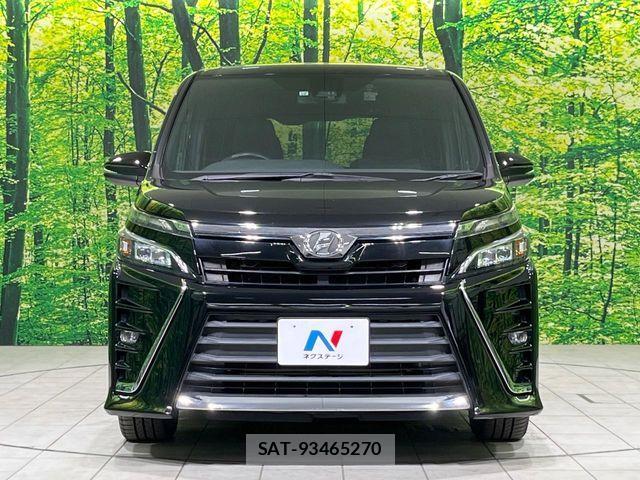 Toyota VOXY 2017-10 8662273-14