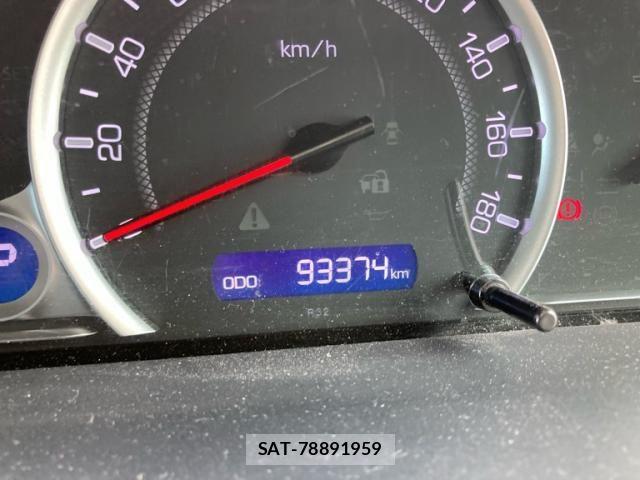 Toyota VOXY 2016-05 8667122-12