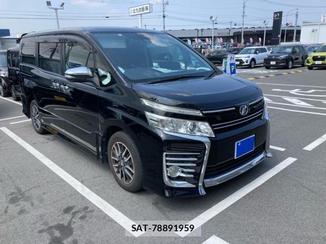 Toyota VOXY 2016-05 8667122-1