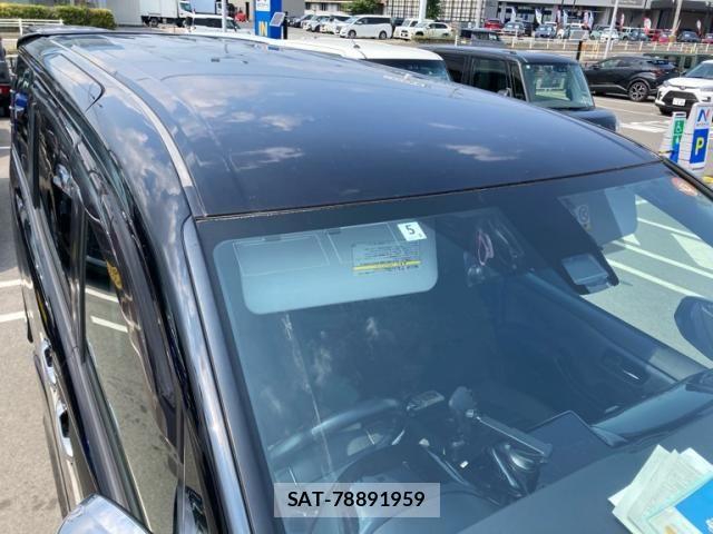 Toyota VOXY 2016-05 8667122-4