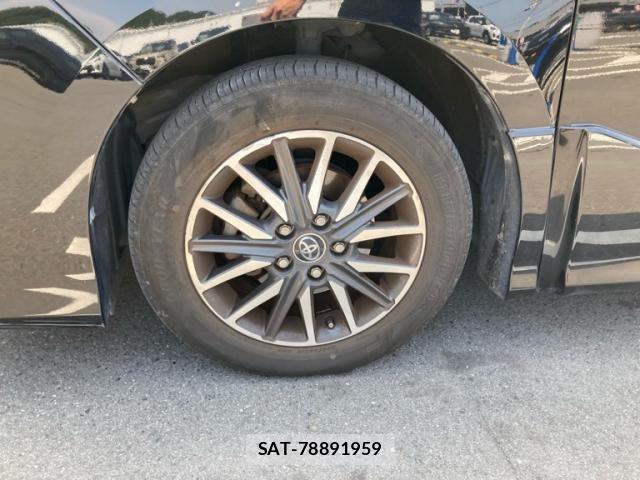 Toyota VOXY 2016-05 8667122-8