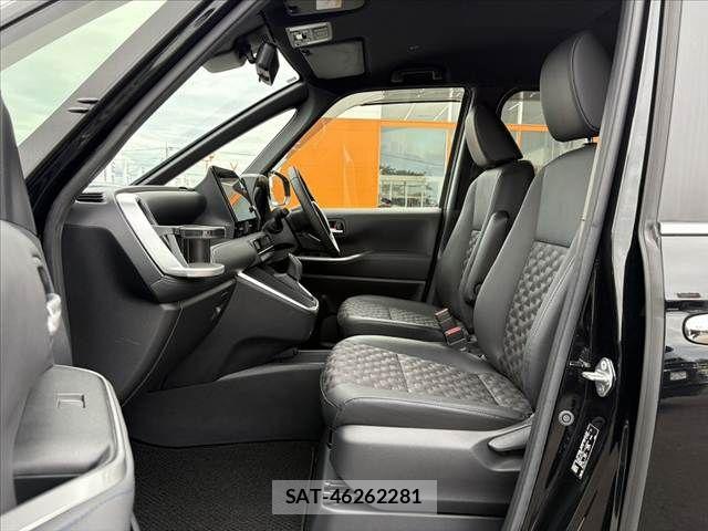 Toyota VOXY 2024-02 8662262-16