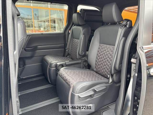 Toyota VOXY 2024-02 8662262-18