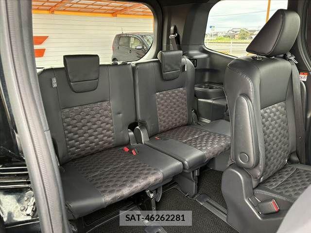 Toyota VOXY 2024-02 8662262-19