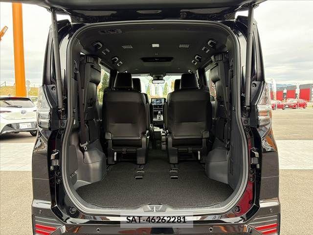 Toyota VOXY 2024-02 8662262-22