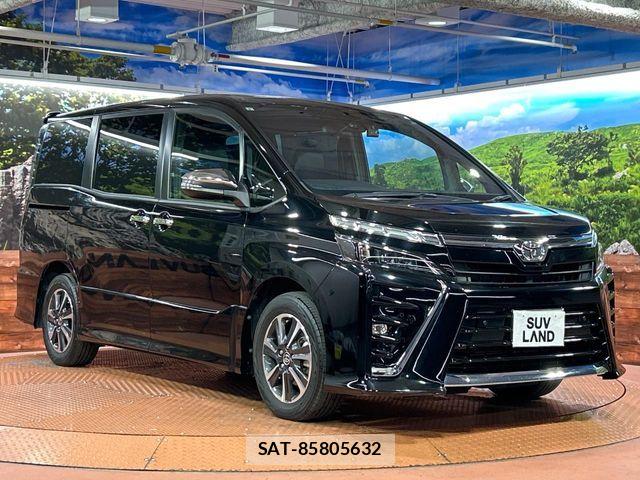 Toyota VOXY 2021-08 8667118-16