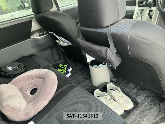 Toyota VOXY 2009-02 8662344-13