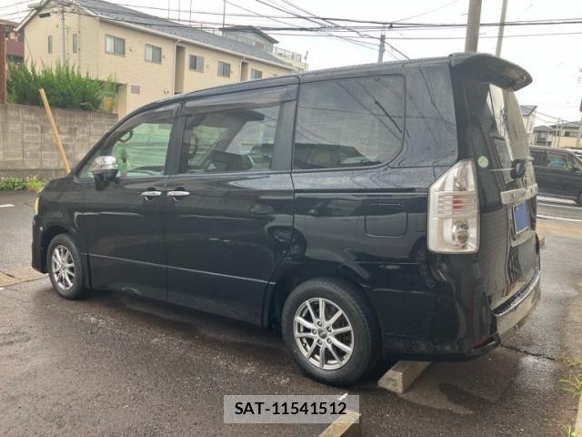 Toyota VOXY 2009-02 8662344-5