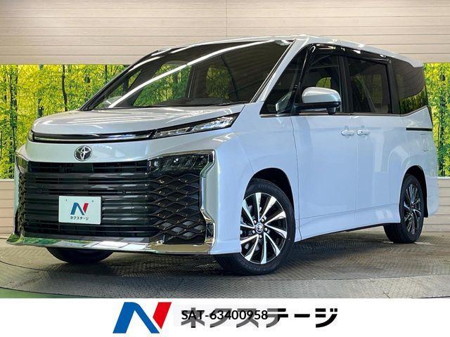 Toyota VOXY 2026-04 8662263-0
