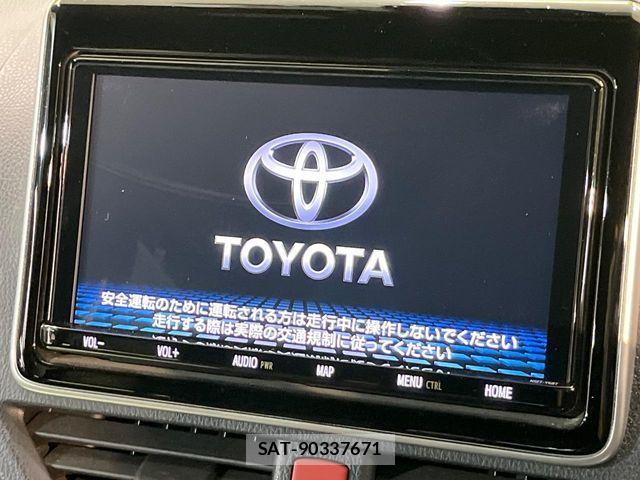 Toyota VOXY 2018-11 8667120-2