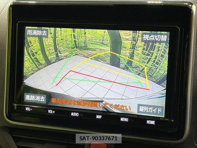 Toyota VOXY 2018-11 8667120-3