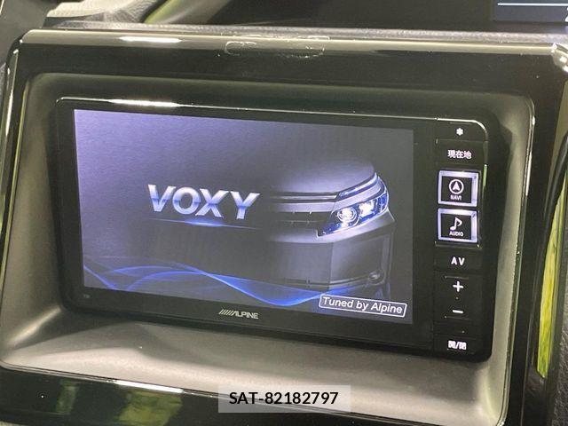 Toyota VOXY 2016-05 8662285-2