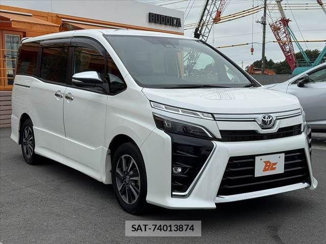 Toyota VOXY 2021-02 8667119-7