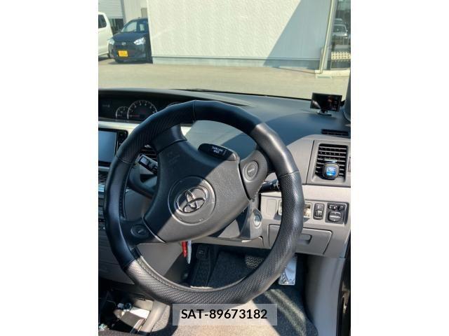 Toyota VOXY 2004-09 8662336-15