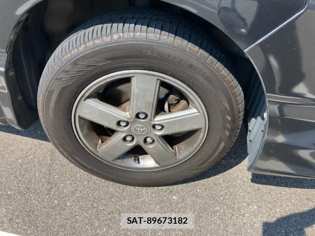 Toyota VOXY 2004-09 8662336-7