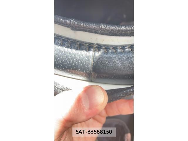 Toyota VOXY 2010-05 8667127-28