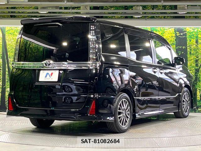 Toyota VOXY 2016-09 8662282-15