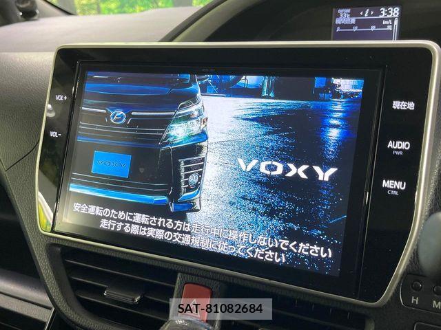 Toyota VOXY 2016-09 8662282-2