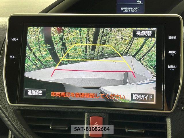 Toyota VOXY 2016-09 8662282-3