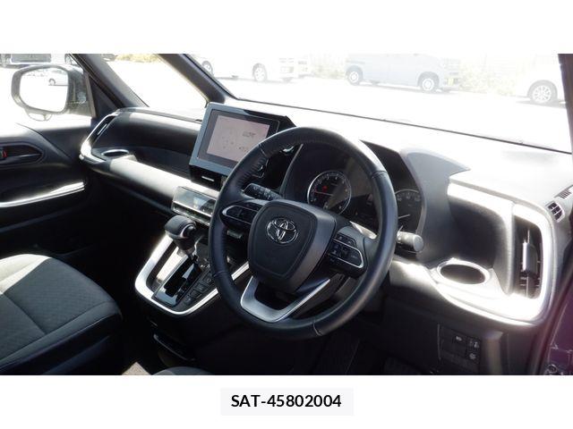 Toyota VOXY 2023-09 8662268-12