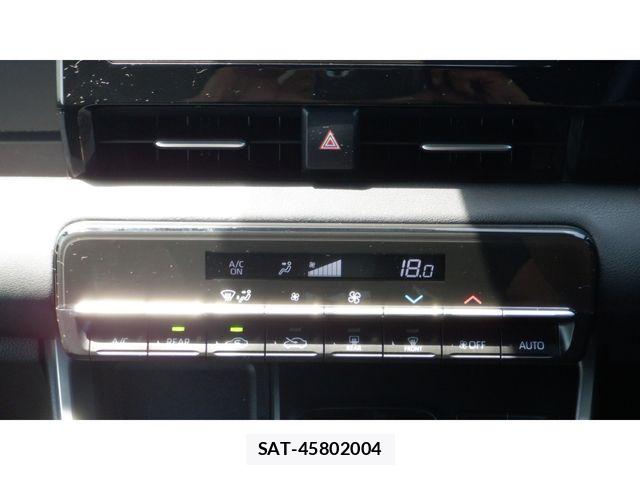 Toyota VOXY 2023-09 8662268-14