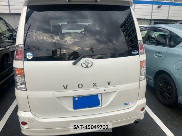 Toyota VOXY 2002-02 8662315-12