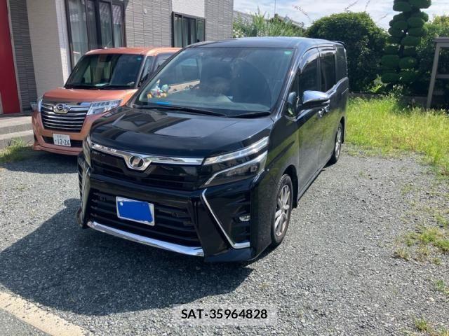 Toyota VOXY 2019-10 8662291-0