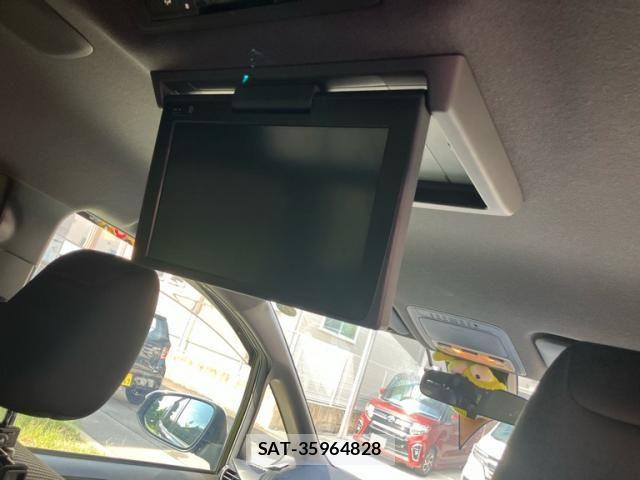 Toyota VOXY 2019-10 8662291-15