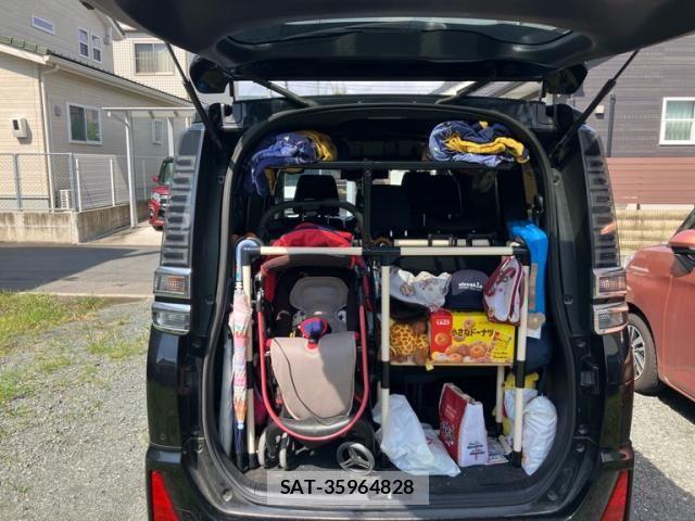 Toyota VOXY 2019-10 8662291-18