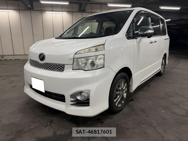 Toyota VOXY 2012-03 8667123-3