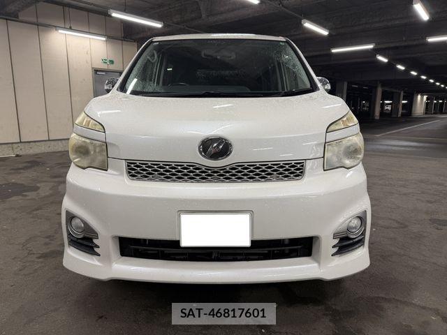 Toyota VOXY 2012-03 8667123-5