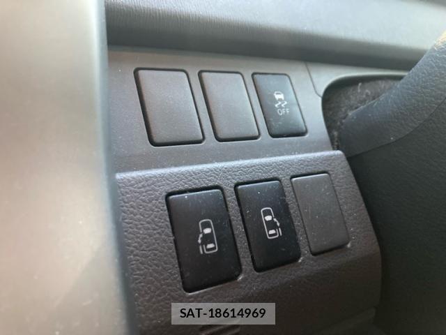 Toyota VOXY 2010-02 8662316-20