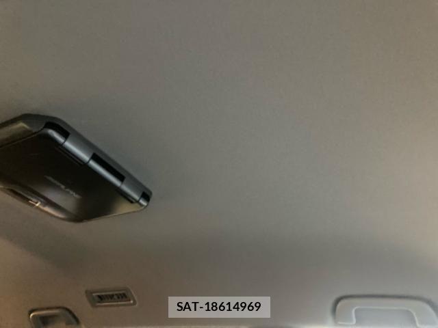 Toyota VOXY 2010-02 8662316-24
