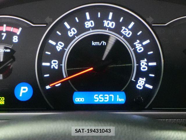Toyota VOXY 2017-10 8662287-13