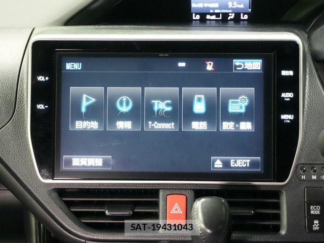 Toyota VOXY 2017-10 8662287-6