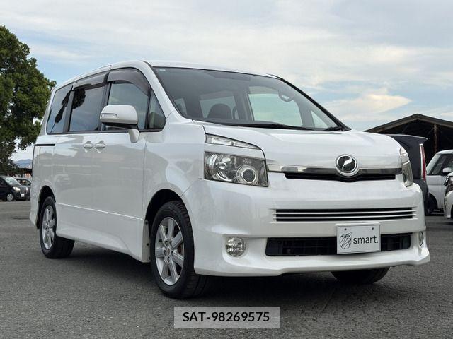Toyota VOXY 2008-07 8662306-1