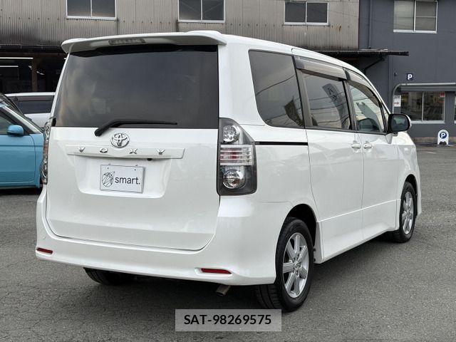 Toyota VOXY 2008-07 8662306-8
