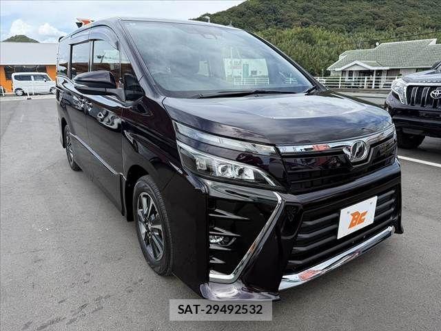 Toyota VOXY 2017-08 8662289-9
