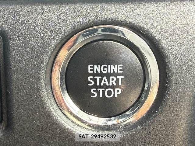 Toyota VOXY 2017-08 8662289-29