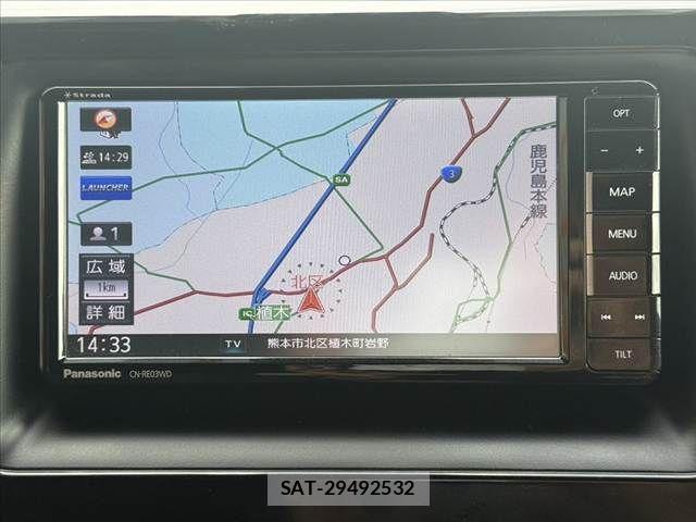 Toyota VOXY 2017-08 8662289-5