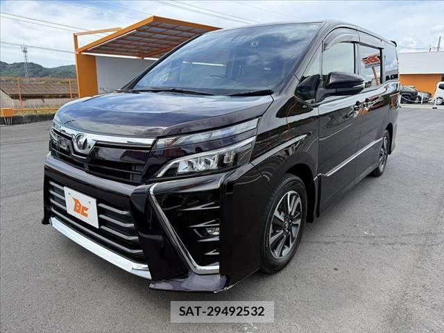 Toyota VOXY 2017-08 8662289-7