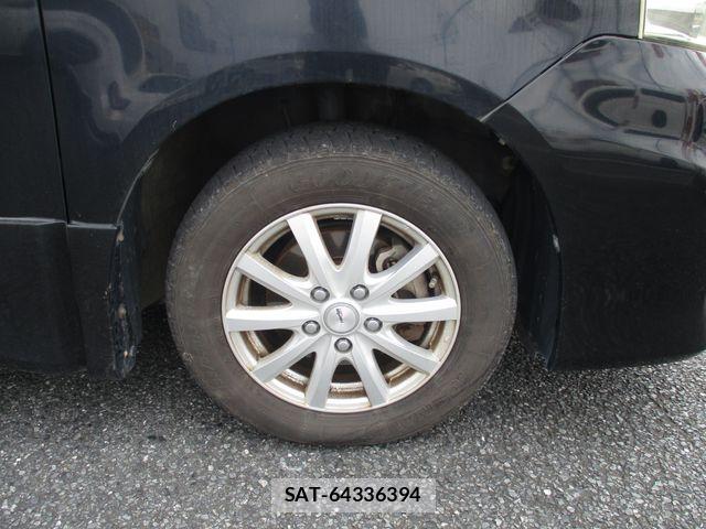 Toyota VOXY 2012-09 8667126-6
