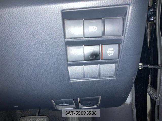 Toyota VOXY 2023-06 8662265-14