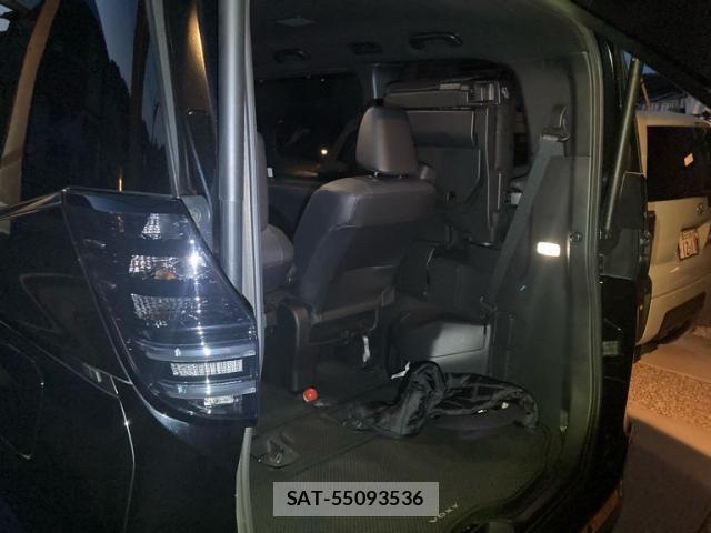 Toyota VOXY 2023-06 8662265-4