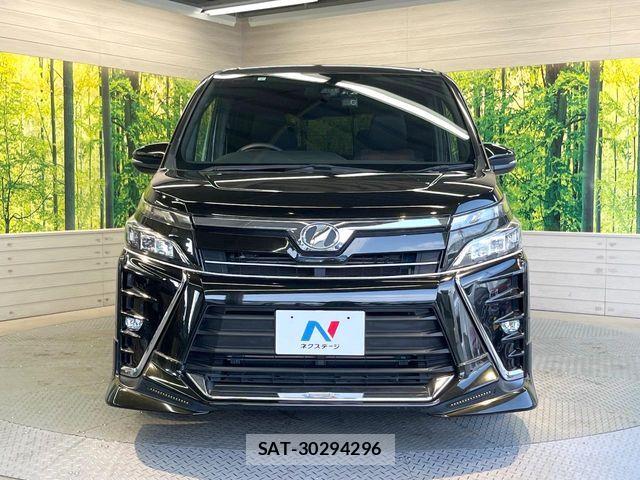 Toyota VOXY 2017-07 8662271-14