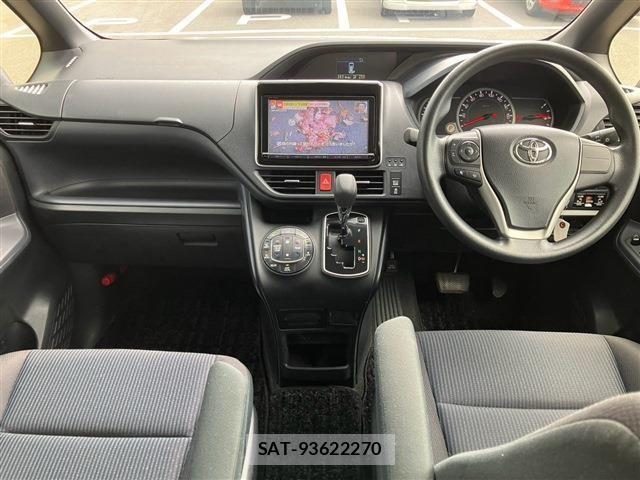 Toyota VOXY 2014-01 8662298-9