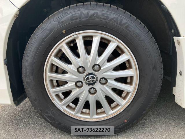 Toyota VOXY 2014-01 8662298-28