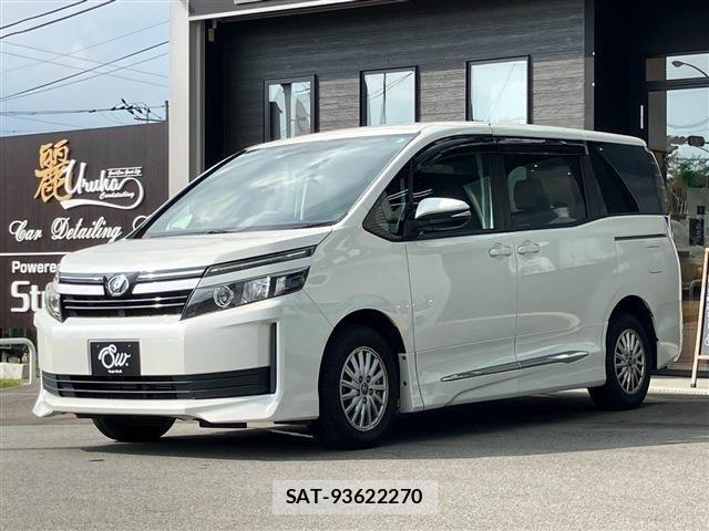 Toyota VOXY 2014-01 8662298-8