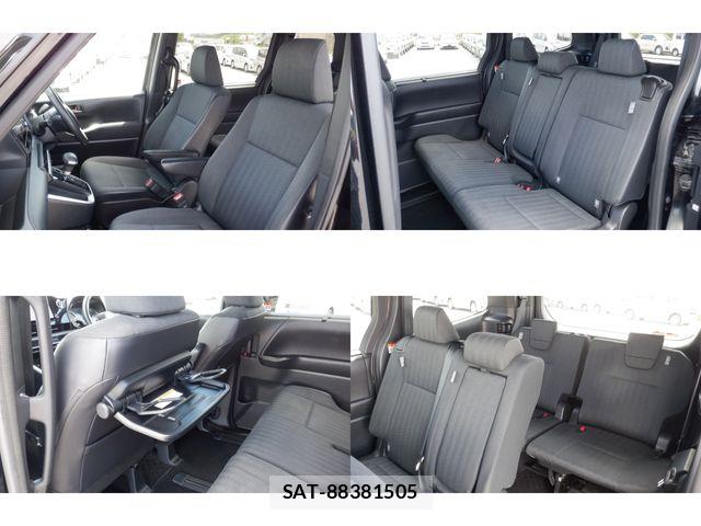 Toyota VOXY 2023-09 8662270-9